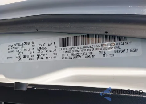 2013 Ram 1500 Tradesman из США, поврежденный, VIN 3C6JR6DG4DG576493